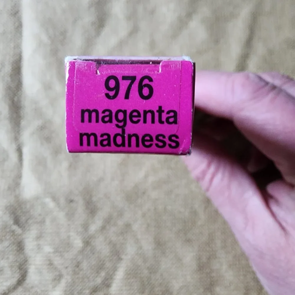 Hard Candy Color Liquid Eyeliner - MAGENTA MADNESS #976